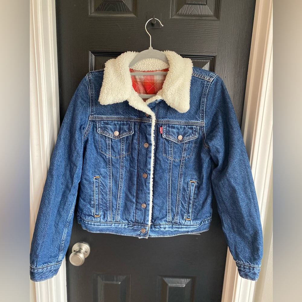 Levi's Women's Original Sherpa Reversible Trucker Jacket-Size M - Picture 9 of 15
